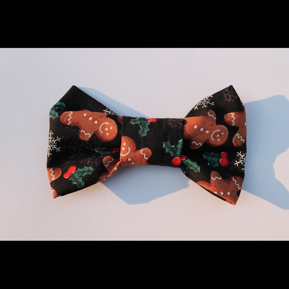 Christmas Bow - Picture 1 of 6